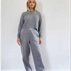 Aritzia alamo thermal, Heathered black color